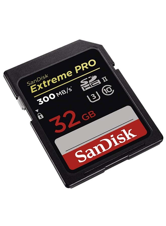 Extreme PRO Upto 300MB/s UHS-II Class 10 U3 SDHC Memory Card 32 GB SDSDXPK-032G-GN4IN 32 GB
