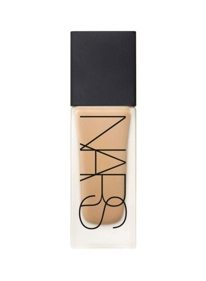 All Day Luminous Weightless Liquid Foundation Cadiz