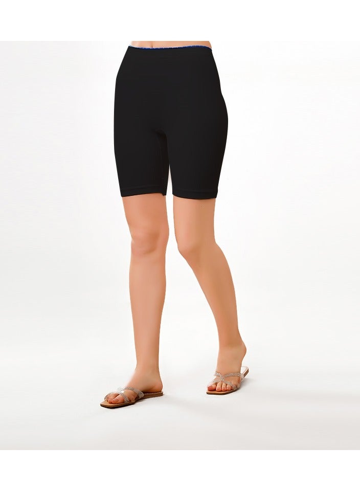 Seamlessly Stylish: Women's Short Seamless