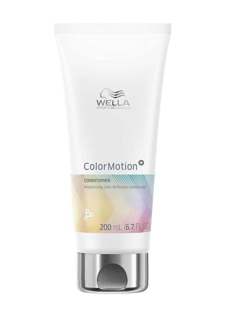 Wella Professionals Moisturising Colour Reflection Hair Conditioner 200 ml Hair Treatment for Coloured