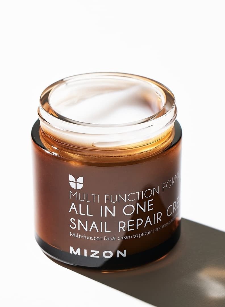 MIZON All in One Snail Repair Cream Snail Line Face Moisturizer Snail Mucin Extract Wrinkle Care Blemish Care Without Stickiness Korean Skincare (75ml, 2.5 fl oz)