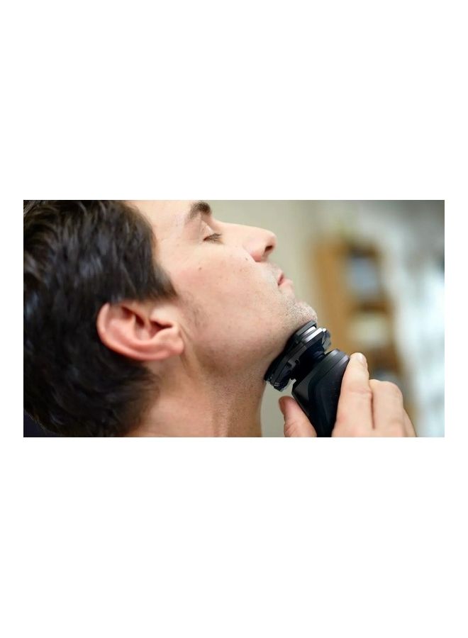 Shaver series 5000 Wet and Dry Electric Shaver S5588/30 Deep Black