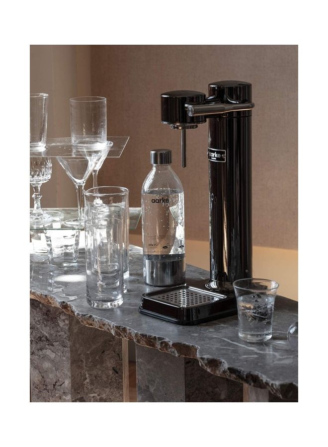 Carbonator/Sparkling Water Maker with Bottle Black