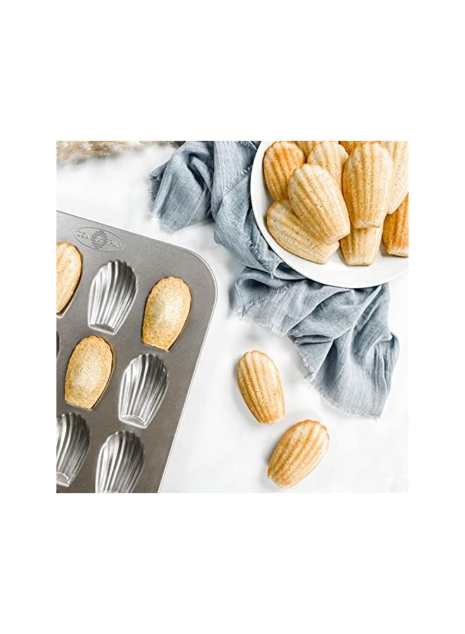 Pan Bakeware Madeleine, Warp Resistant Nonstick Baking Pan, Made In The From Aluminized Steel, 16-Well, Silver