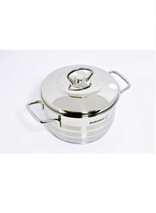 9-Piece 18/10 Cr-Ni Stainless Steel Polished To A High Gloss With Three Satin Stripes  3 Ply Bottom With Thermal Coating Cookware Set Includes Casserole With Lids (2, 3.5, 6.5), 1x Low Cassarole - 3.5 liters Silver