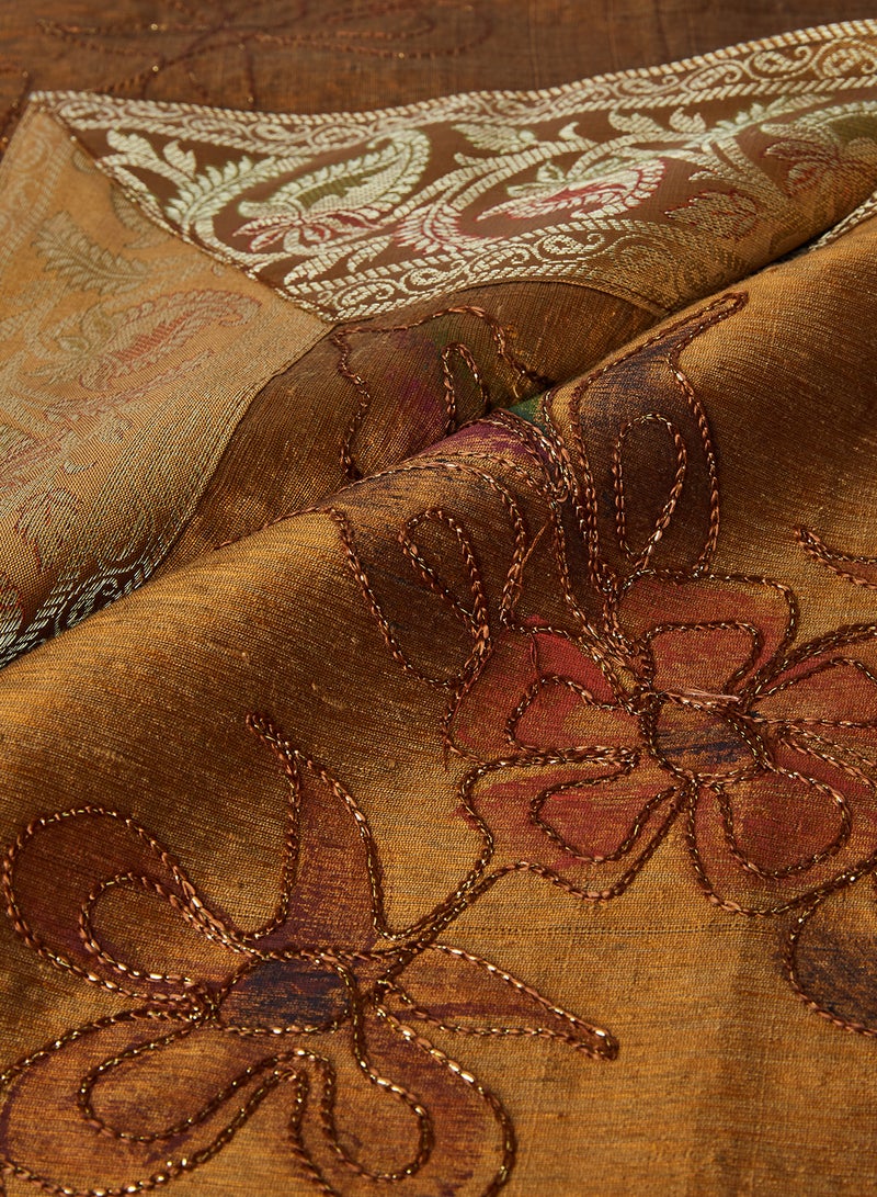 5-Piece Embroidered Placemat and Table Runner Set