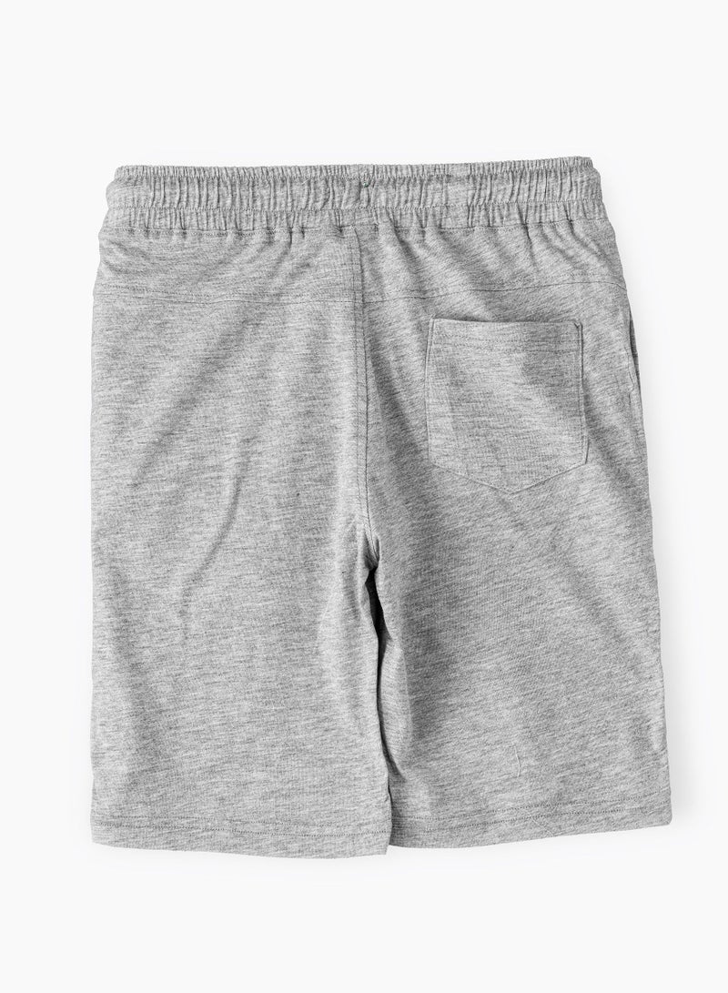 Solid shorts with drawcord