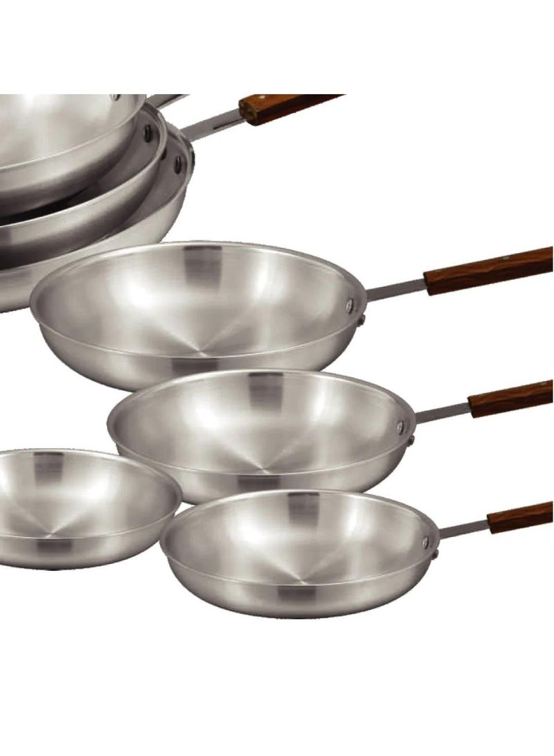 Sonex Traditional Frying Pan No.3 (28 cm), Cookware, Ergonominc Heat Resistant Wooden Handle, Frying Pan, Built to Last, Easy to Clean Dishwasher Safe,Metal Finish Aluminum, Silver