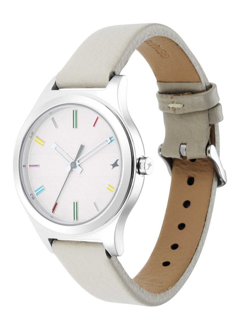 Fastrack Stunners Quartz Analog White Dial Leather Strap Watch for Girls