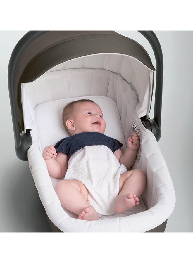 Fluido Easy Baby Travel System - Light Grey, Adjustable 3-Position Backrest, From 0 To 4 Years Old, 22 Kg, 5-Point-Safety Harness, Freestanding When Folded, Made In Italy