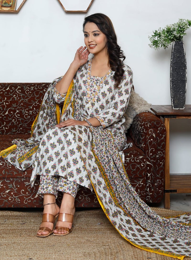 Two Directional Print Cotton Kurti Pant Dupatta Set Ethnic Wear for Women.