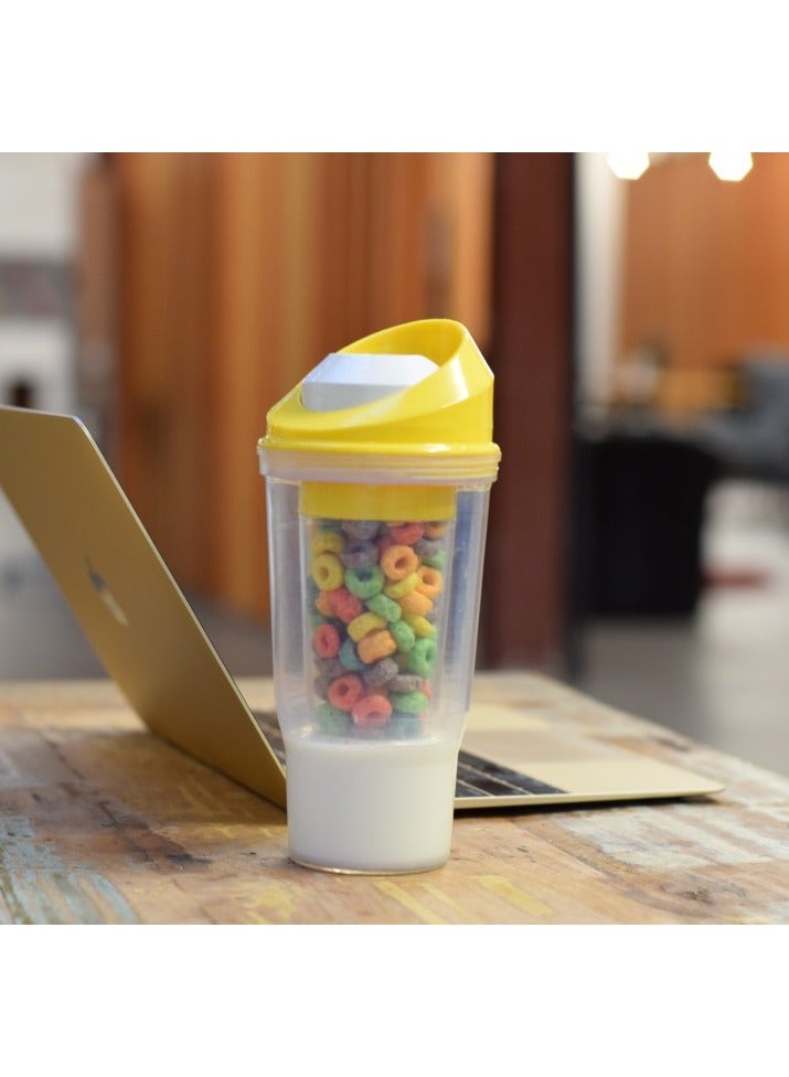 A portable cereal cup with no spoon, no bowl, it's cereal on the go ( Yellow )