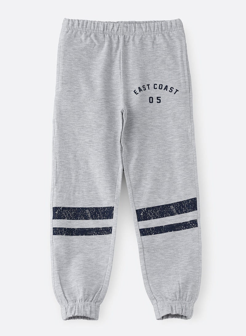 Knitted jogger with stripe print at below knee