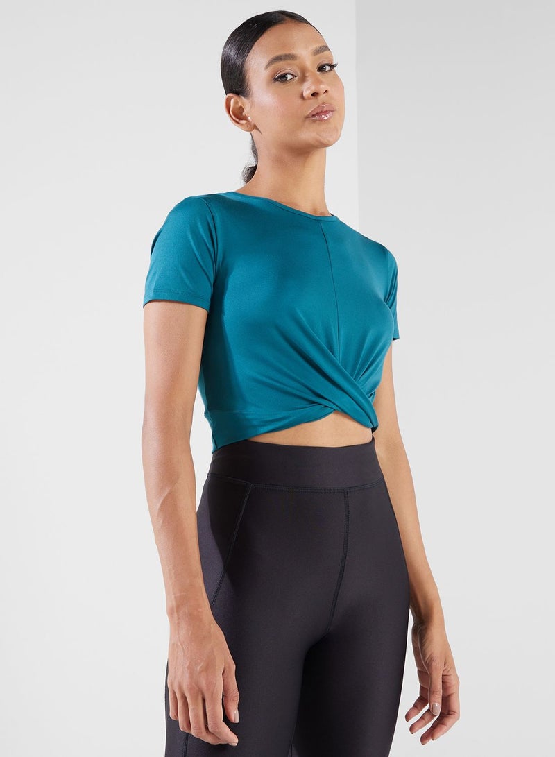 Motion Crossover Crop Top