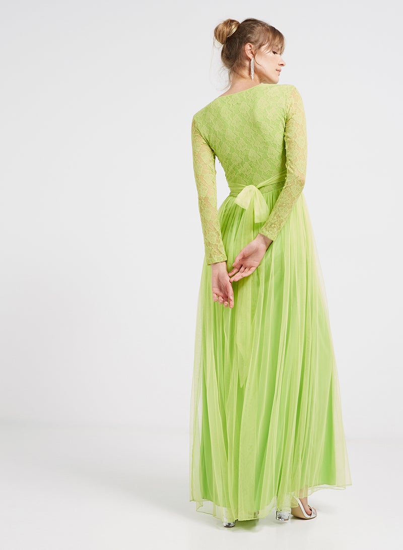 Lace Detailed Long Sleeves Maxi Dress Green