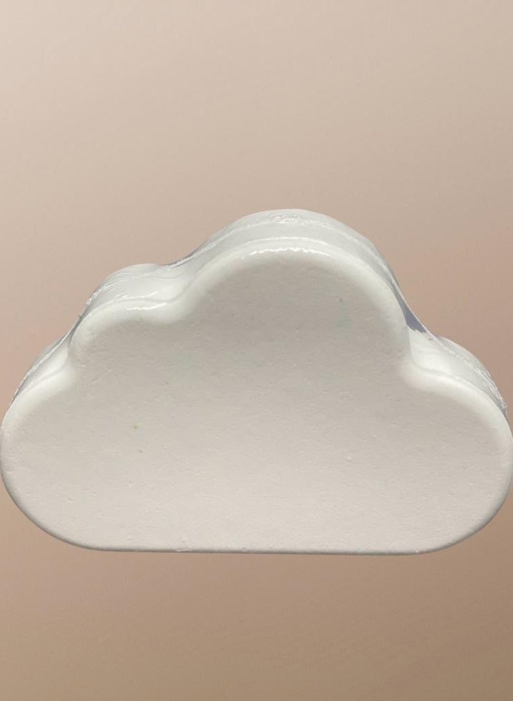 Colorful Cloud Shaped Moisturizing Bath Bomb With Lavender Scent 150g