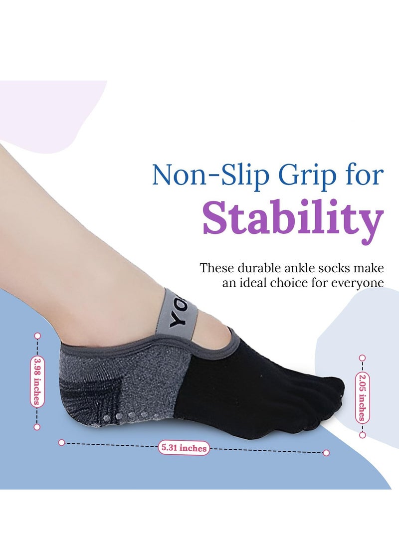 Yoga Socks with Grips for Women, 2 Pairs Non Slip Cotton and Stretchy Toe Socks in Black and White