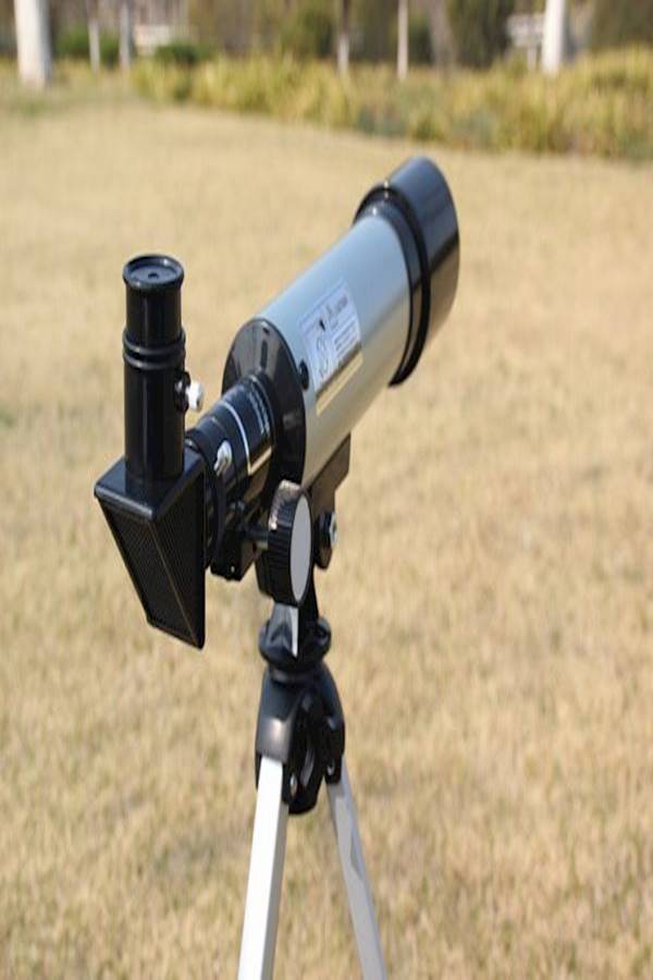 Introductory Astronomy Telescope