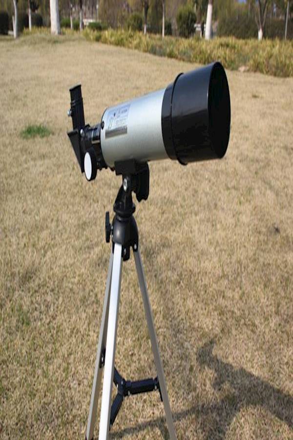 Introductory Astronomy Telescope