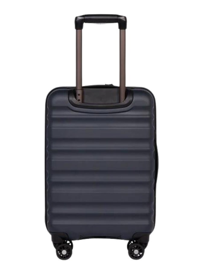 The Clifton Cabin with Pocket has all the features of our best-selling Clifton cases, with the added benefit of a chic but practical front pocket.