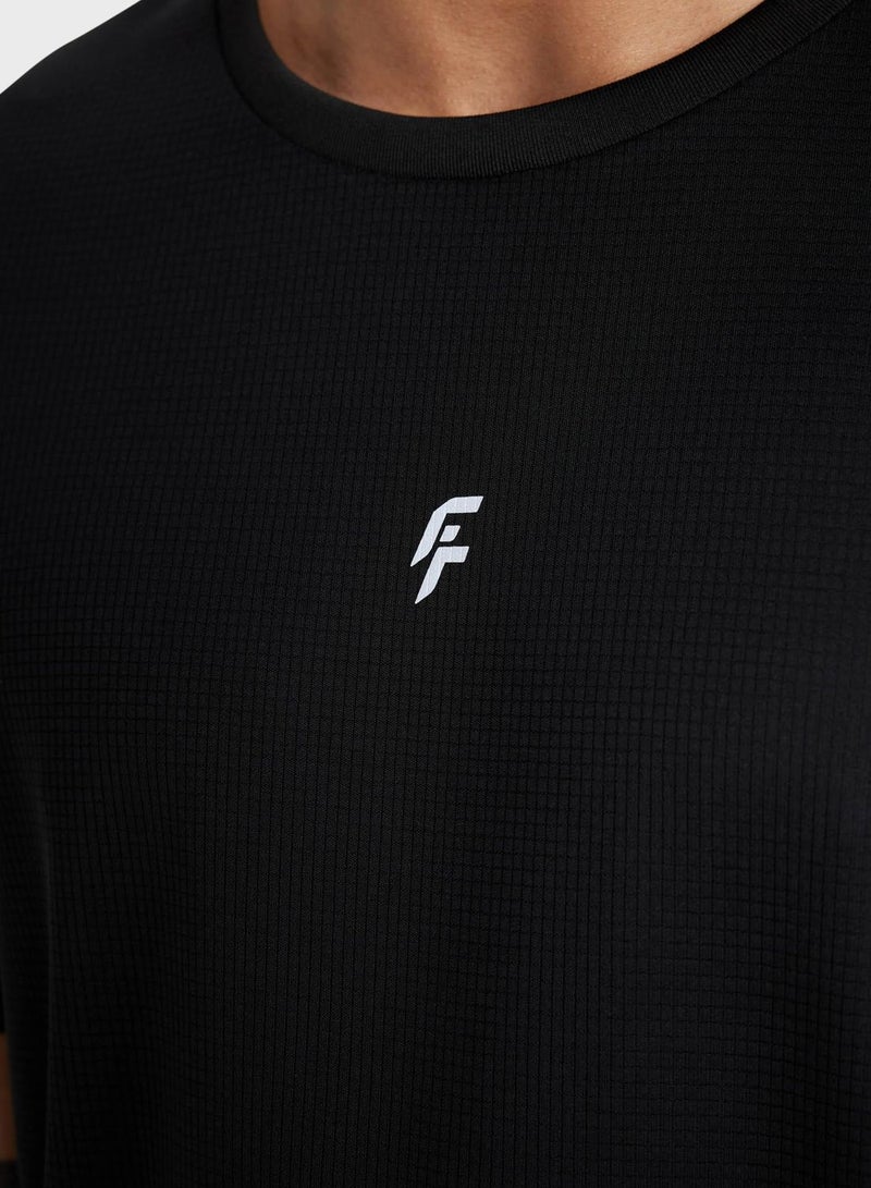 Defactofit Slim Fit Crew Neck Heavy Fabric T-Shirt