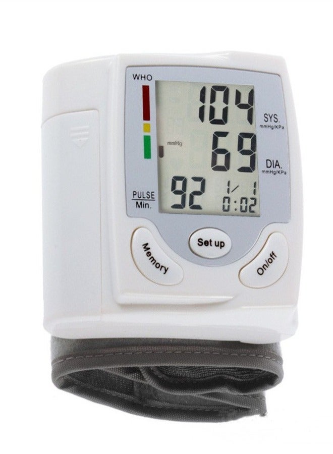 Wrist blood pressure monitor, fully automatic blood pressure monitor suitable for home office travel use （White）