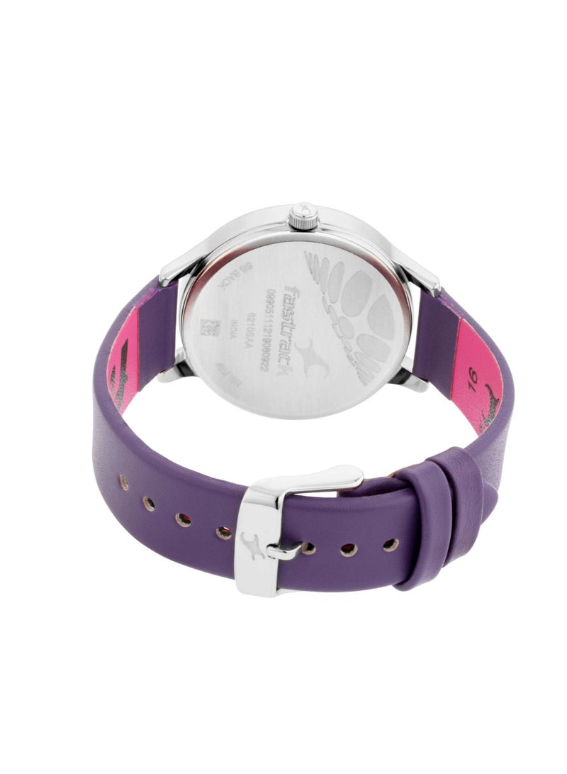 Fastrack Fit Outs Quartz Analog with Date Multicoloured Dial Leather Strap Watch for Girls