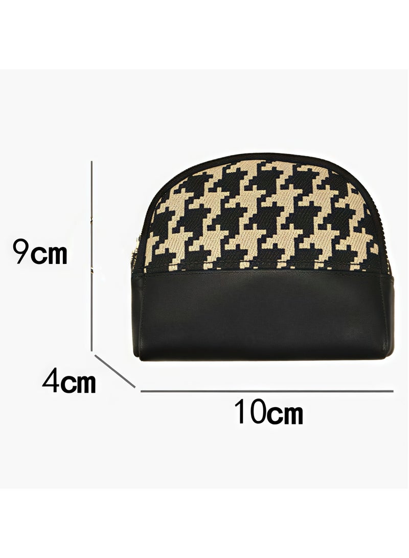 Pure color coin purse with zipper, high-quality leather, strong and durable. Lightweight and three-dimensional, stylish and simple. Large capacity, delicate and durable. Multi-card design,easy to use.