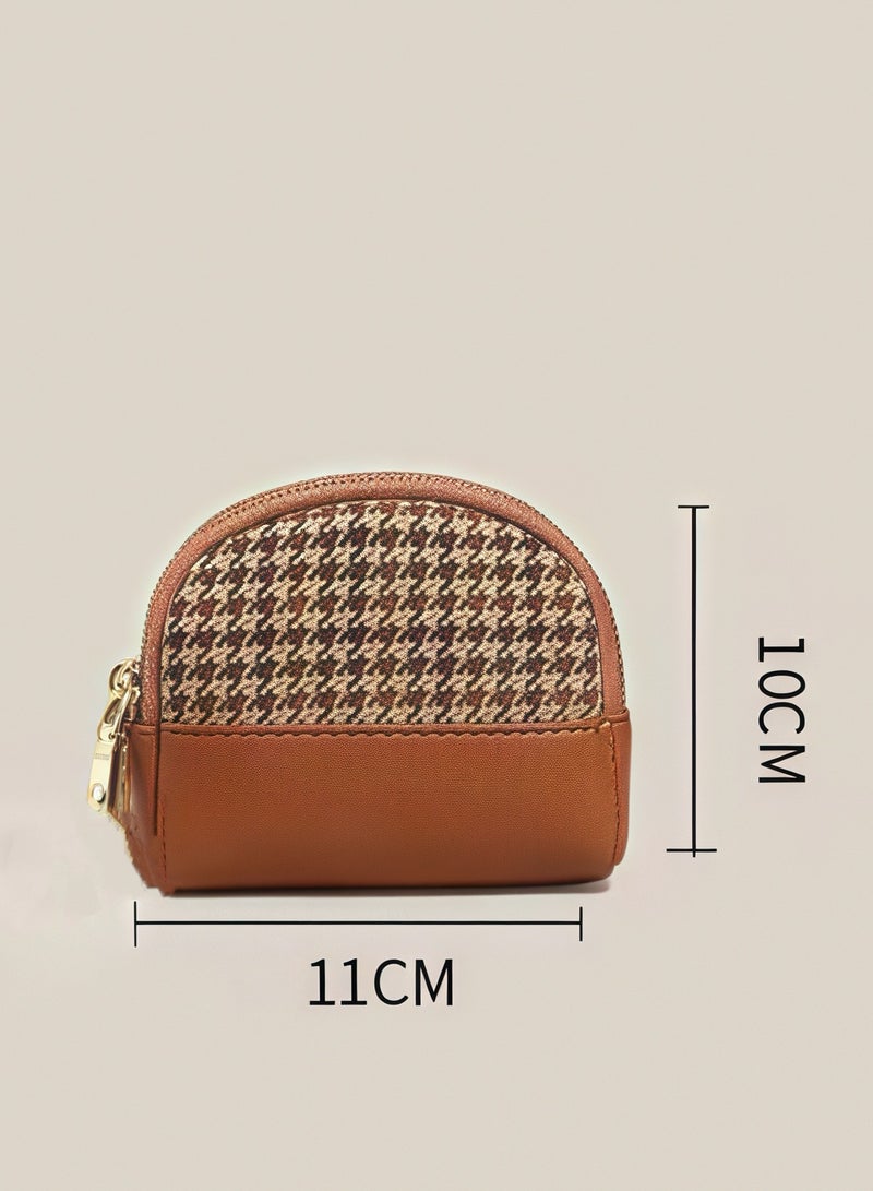 coin purse with zipper, high-quality leather, strong and durable. Lightweight and three-dimensional, stylish and simple. Large capacity, delicate and durable. Multi-card design,easy to use.