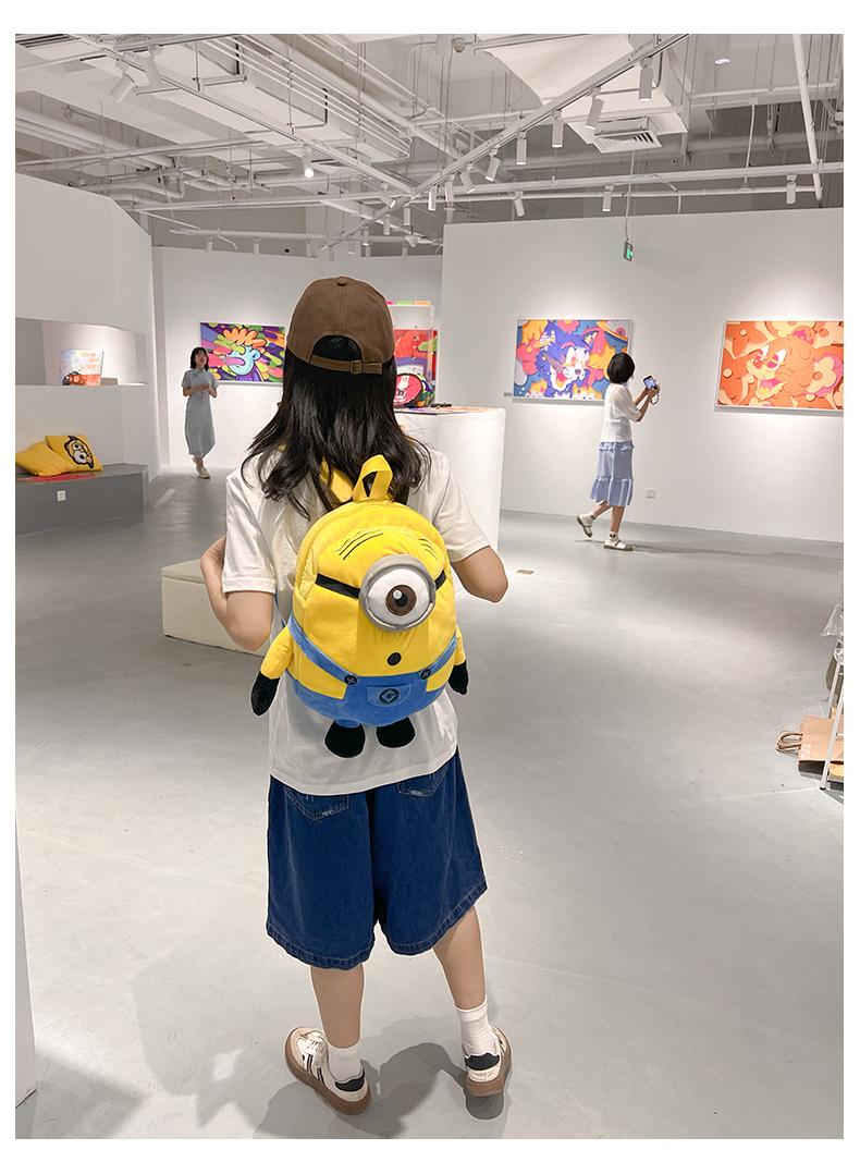 Minions Children's Plush Backpack Kindergarten Backpack Plush Shoulder Bag Gift For Kids