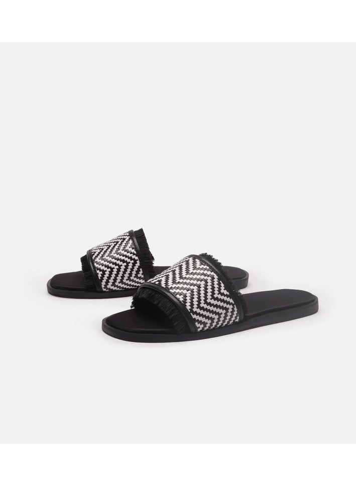 New Fashion Breathable Sandals