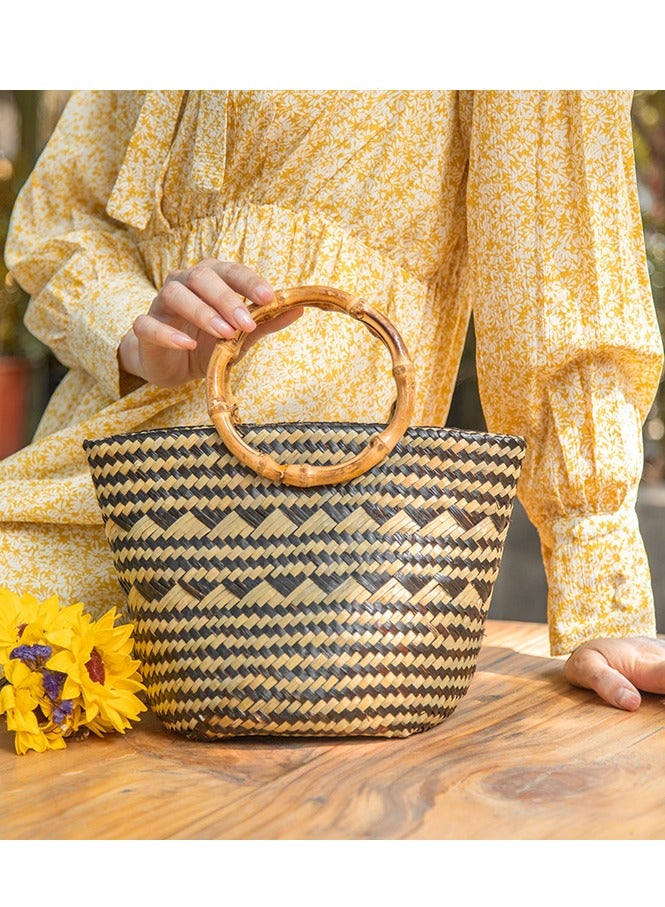Fashionable Beach Woven Bamboo Handle Hand-Held Leisure Bag