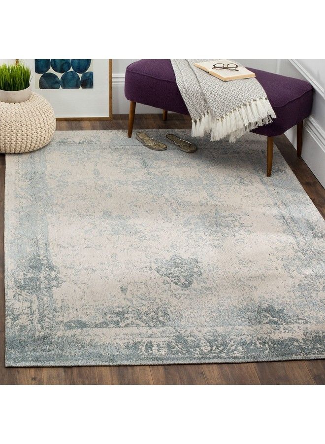 Classic Vintage Collection Accent Rug 2'4