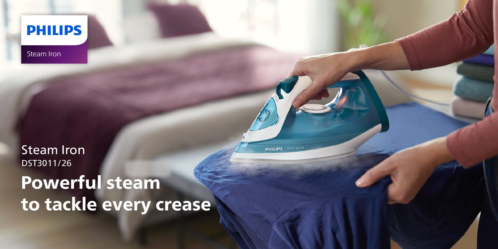 3000 Series Steam Iron 300 ml 2100 W DST3011/26 Blue