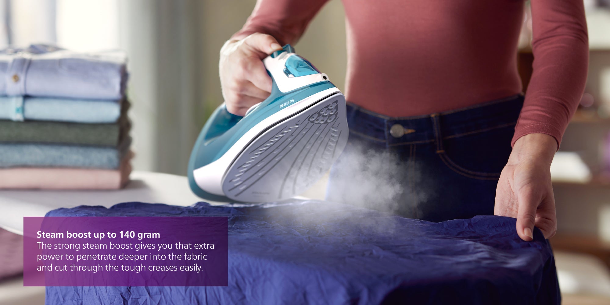 3000 Series Steam Iron 300 ml 2100 W DST3011/26 Blue