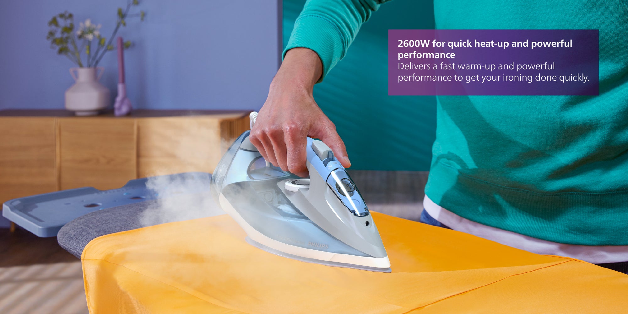 Steam Iron Series 7000 - 45g/min Continuous Steam, 300 ml 2600 W DST7011/26 Light Blue/Grey