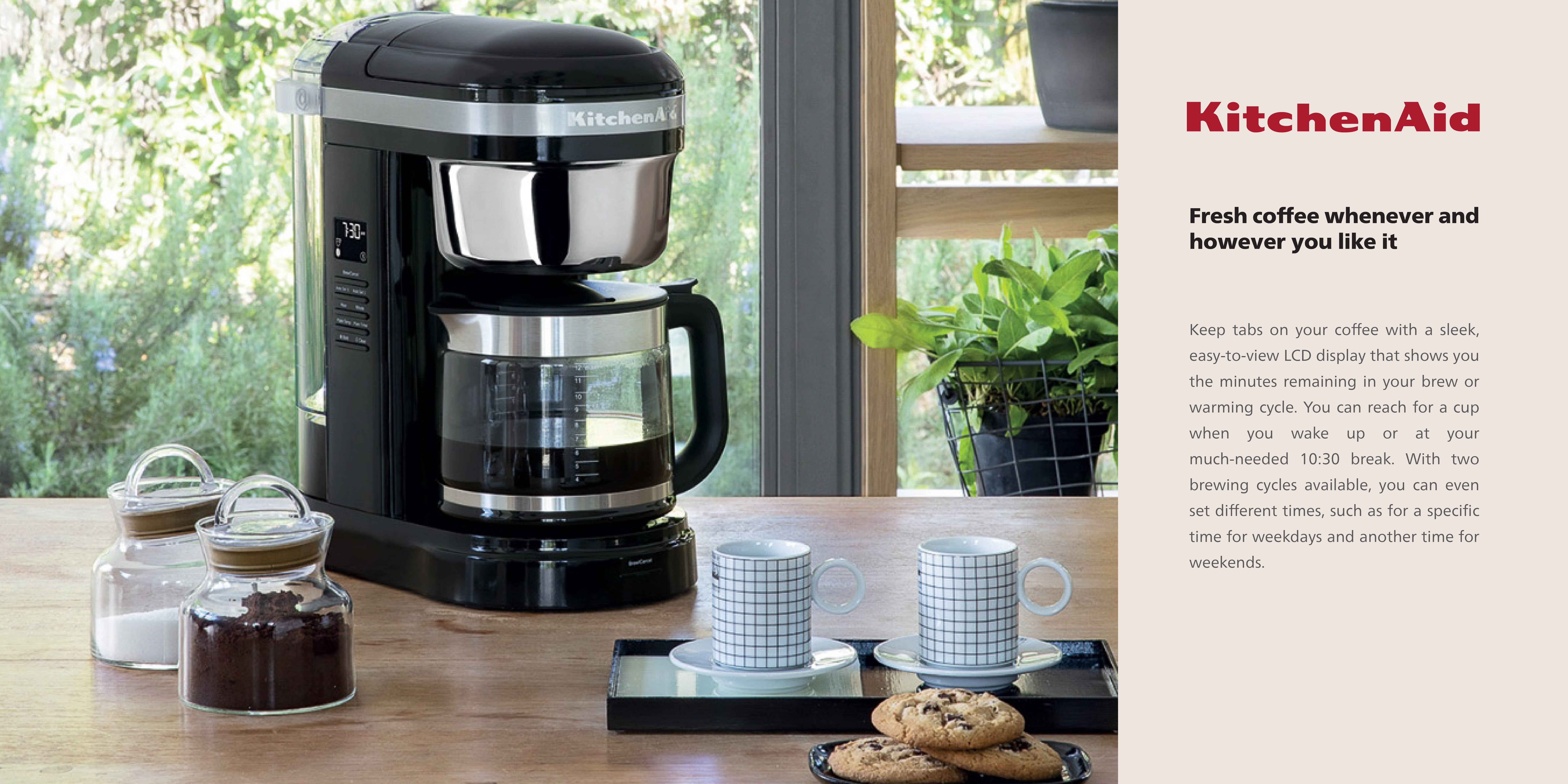 Drip Coffee Maker With Spiral Shower Head 1.7 L 1100 W 5KCM1209BER Empire Red