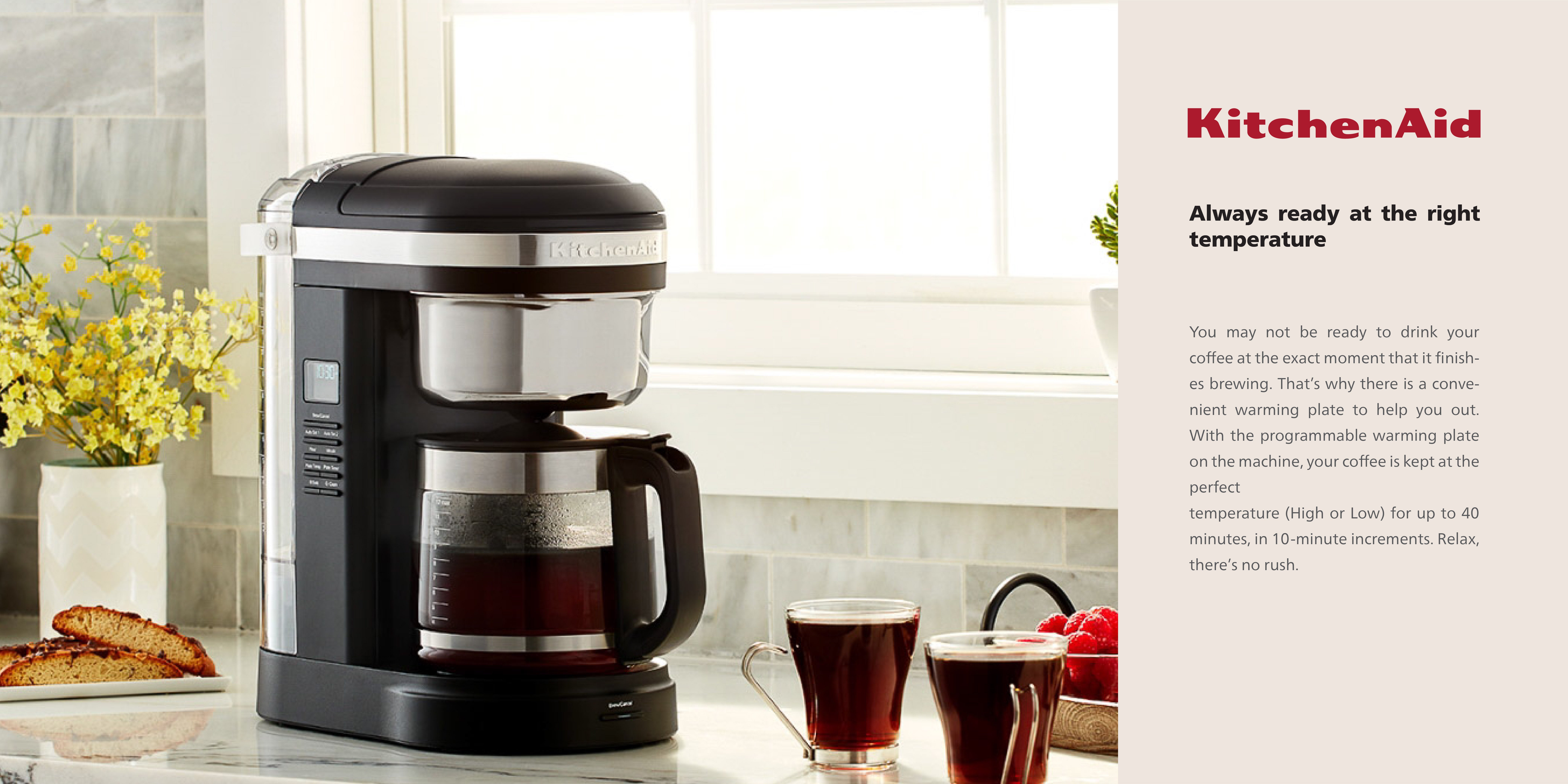 Drip Coffee Maker With Spiral Shower Head 1.7 L 1100 W 5KCM1209BER Empire Red
