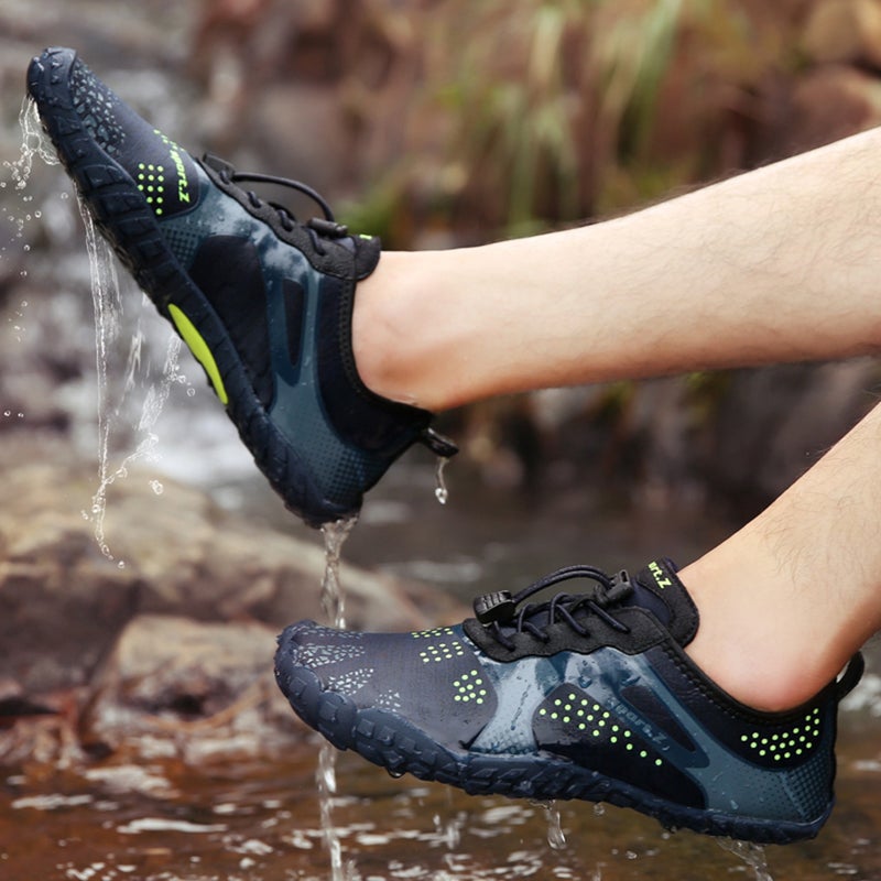 Breathable Waterproof Shoes 25.0x18.0x5.0cm