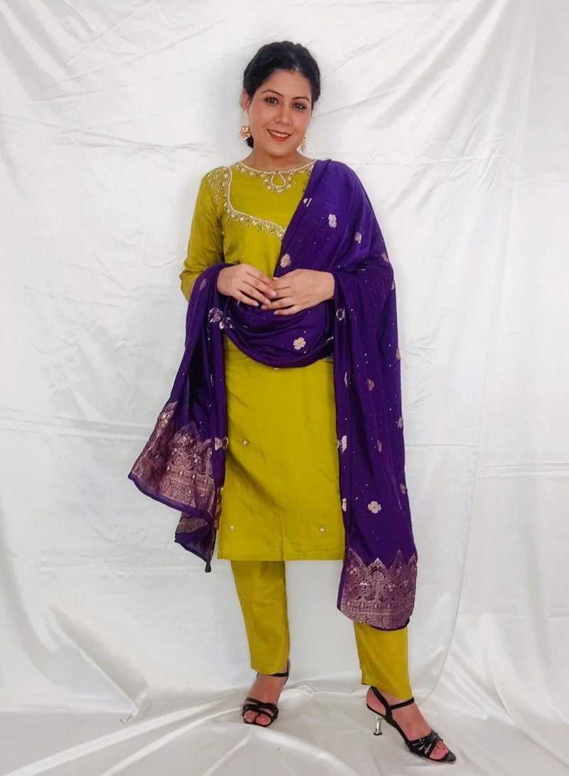 PRIYA’S PANACHE Elegant Silk Kurti Pant Suit Set with Muslin Dupatta – Festive & Party Wear for Women.