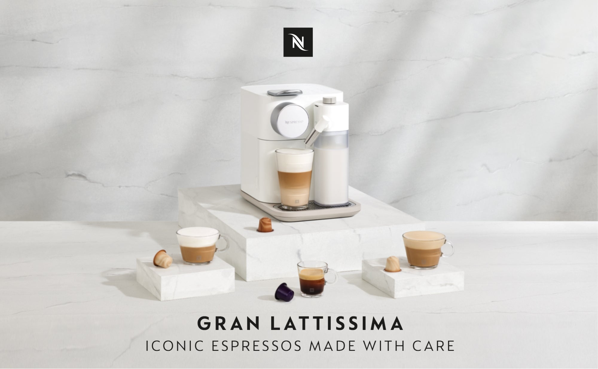 Nespresso Original Gran Lattissima Black, Coffee Machine 1.3 L 1400 W F531-ME-BK-NE Black