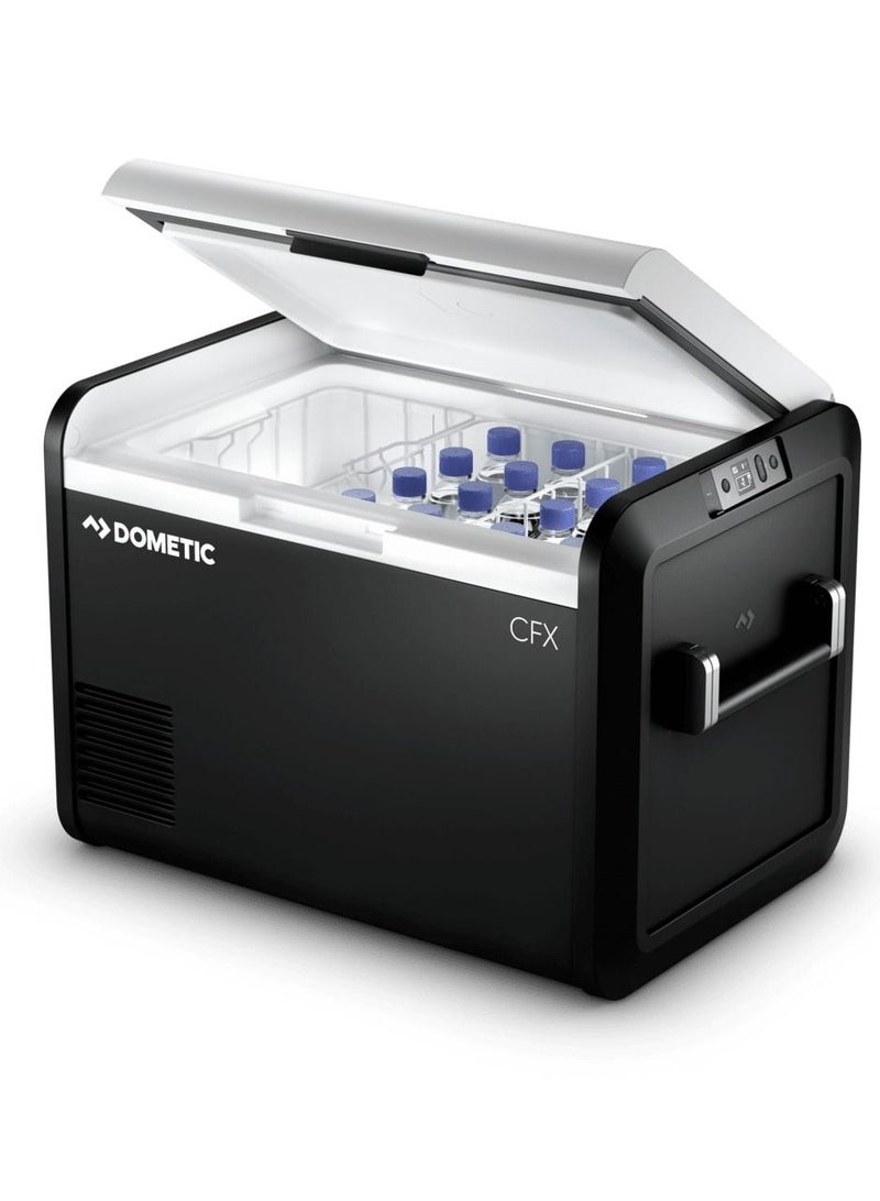 Dometic CFX3 55IM Powered cooler with Rapid Freeze Plate, 53 l