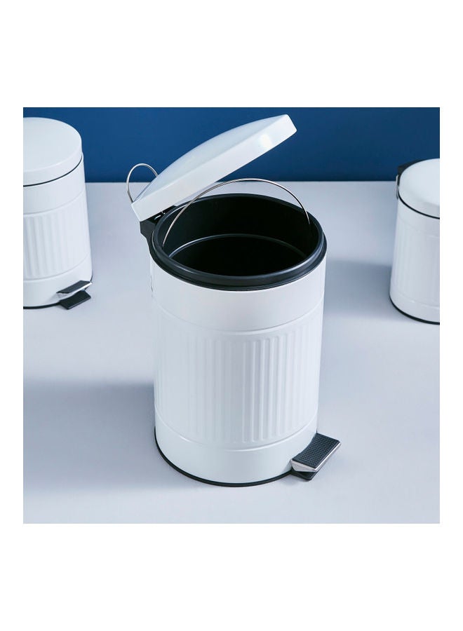 Country Pedal Bin White/Black 3Liters