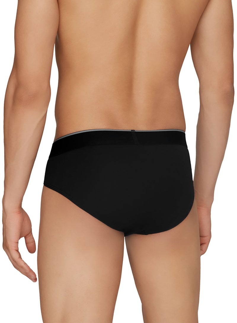 Pack of 3 Traq Anti-bacterial Odour-free cotton Solid Men Brief