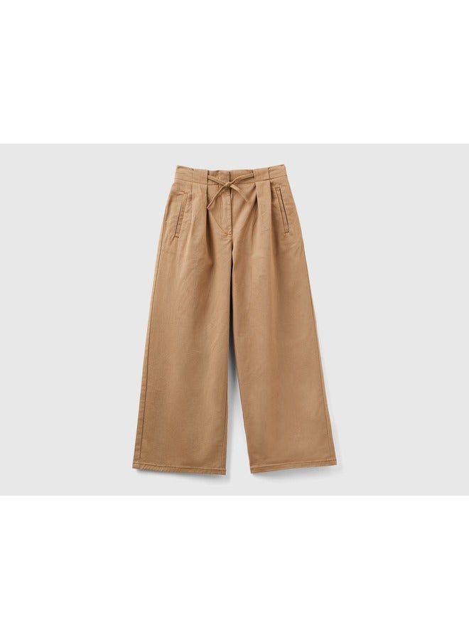 Wide fit trousers in stretch cotton