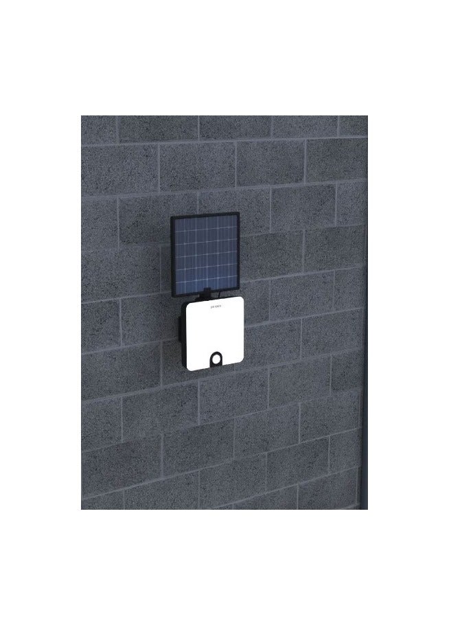 Smart Outdoor Solar Lamp With Built-in Battery 14x14cm Polysicion Solar Panel Up to 8 Hours Working Time 2000mAh Battery 3-5m PIR Sensor Distance IP44 Water Resistant 800 Lumens - Black