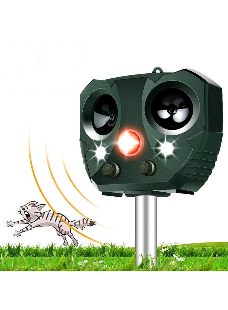 Ultrasonic Animal Repellent Solar Powered Waterproof with Motion Sensor Flashing Light USB Charge Effectively Repels Dog Cat Deer Rabbit Squirrel Bird Farm Garden Yard