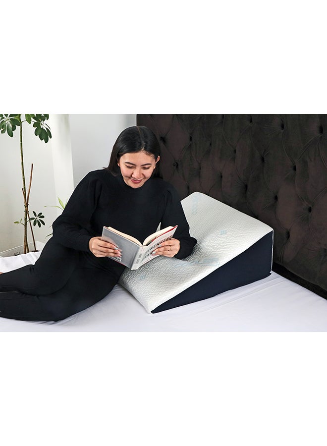 Cool Gel Wedge Pillow white 60x60x25cm