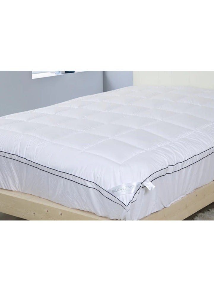 PIONEER CLASSIC HOTEL QUALITY WHITE 200 X 200 X 7CM HOTEL QUALITY MATTRESS TOPPER WITH BLACK PIPING