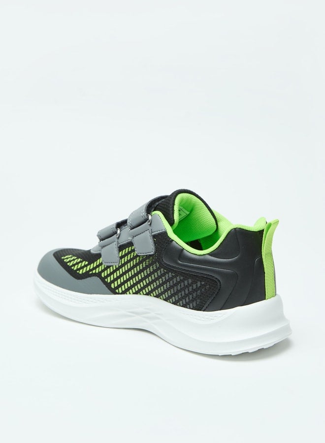 Mesh Textured Sports Shoes with Hook and Loop Closure